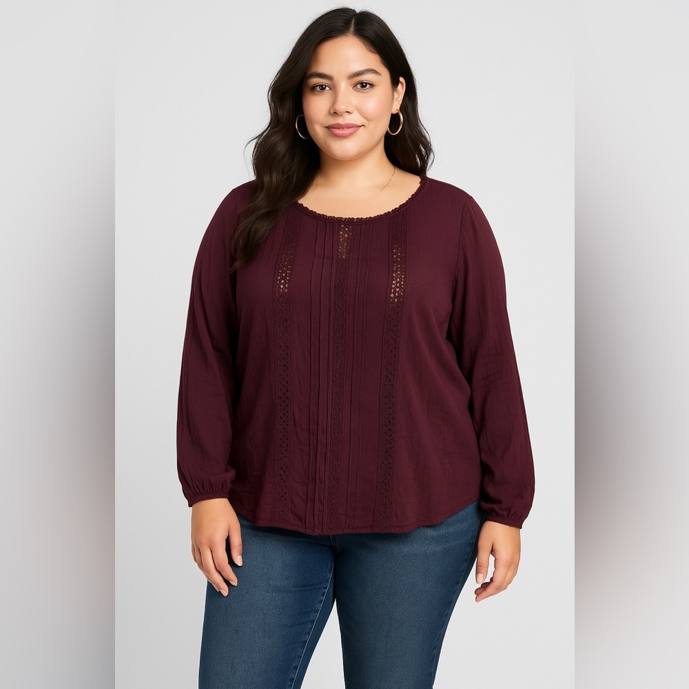 🚨 3 for $25 - GAP burgundy pleated lace long sleeve top.